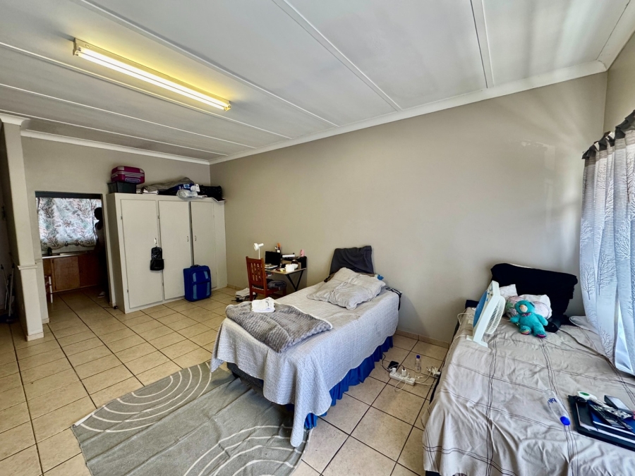 5 Bedroom Property for Sale in Die Bult North West